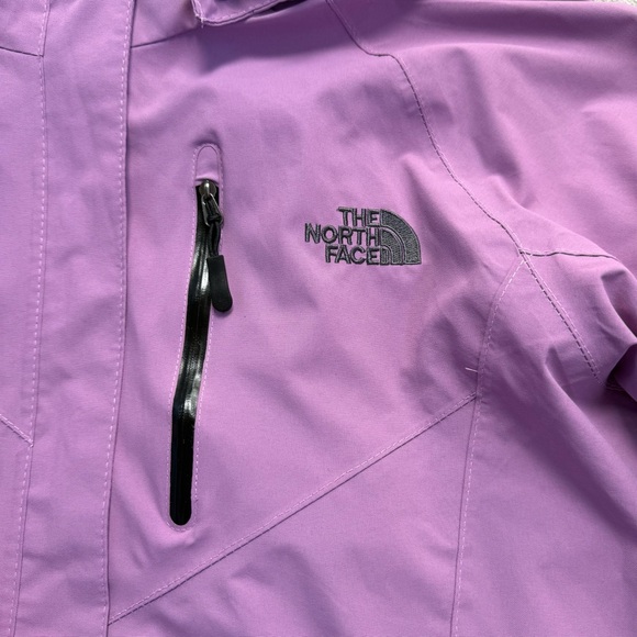 The North Face Women's Purple Jacket - Picture 2 of 15